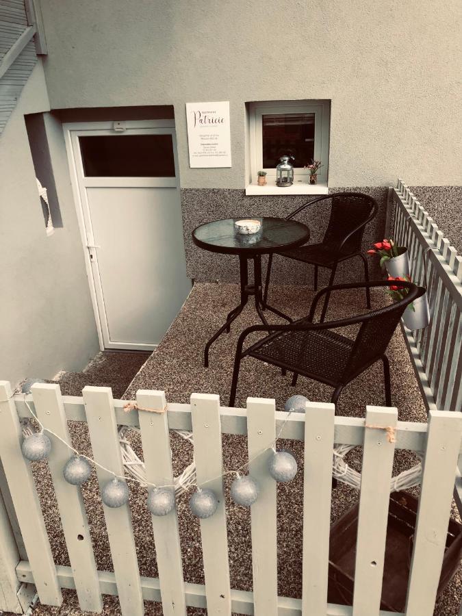 Apartmanek Patricie Room With Kitchenette Suitable For 2 Adults And 2 Children Mikulov Buitenkant foto